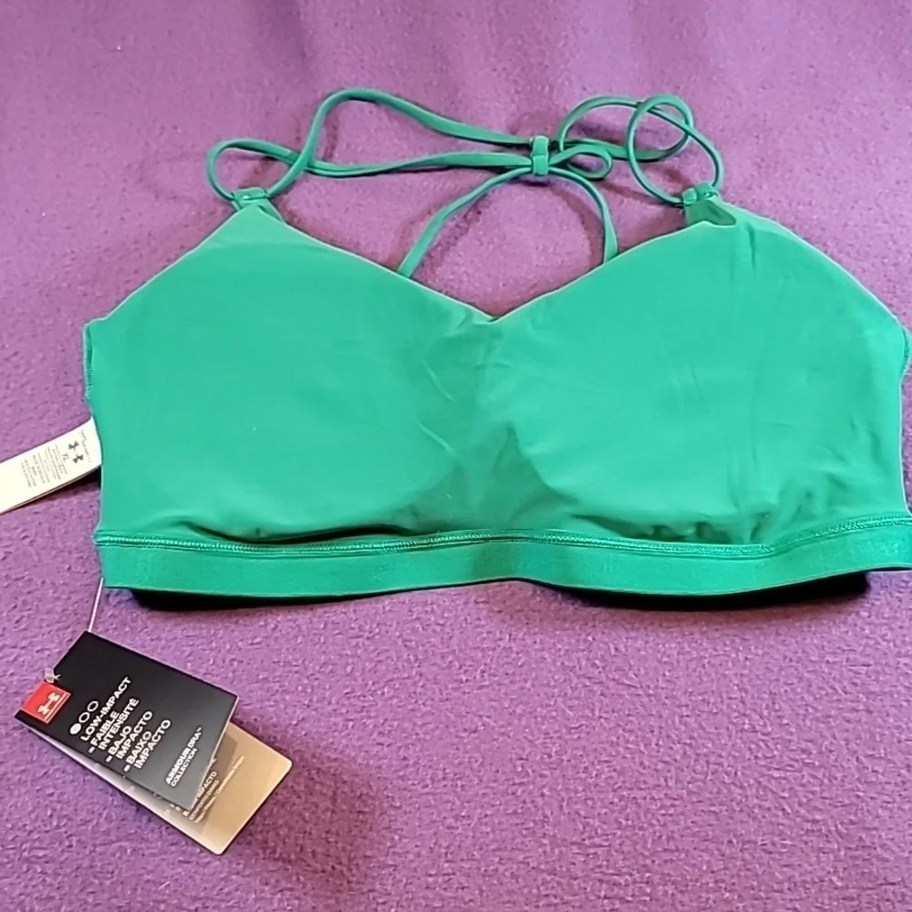 0728. NWTs ~ Under Armour ~ Low Impact ~ Yoga- Pilates-Hiking ~ Removable Pads~ - Picture 10 of 11